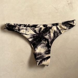 MIKOH cheeky bottoms in black and cream palm